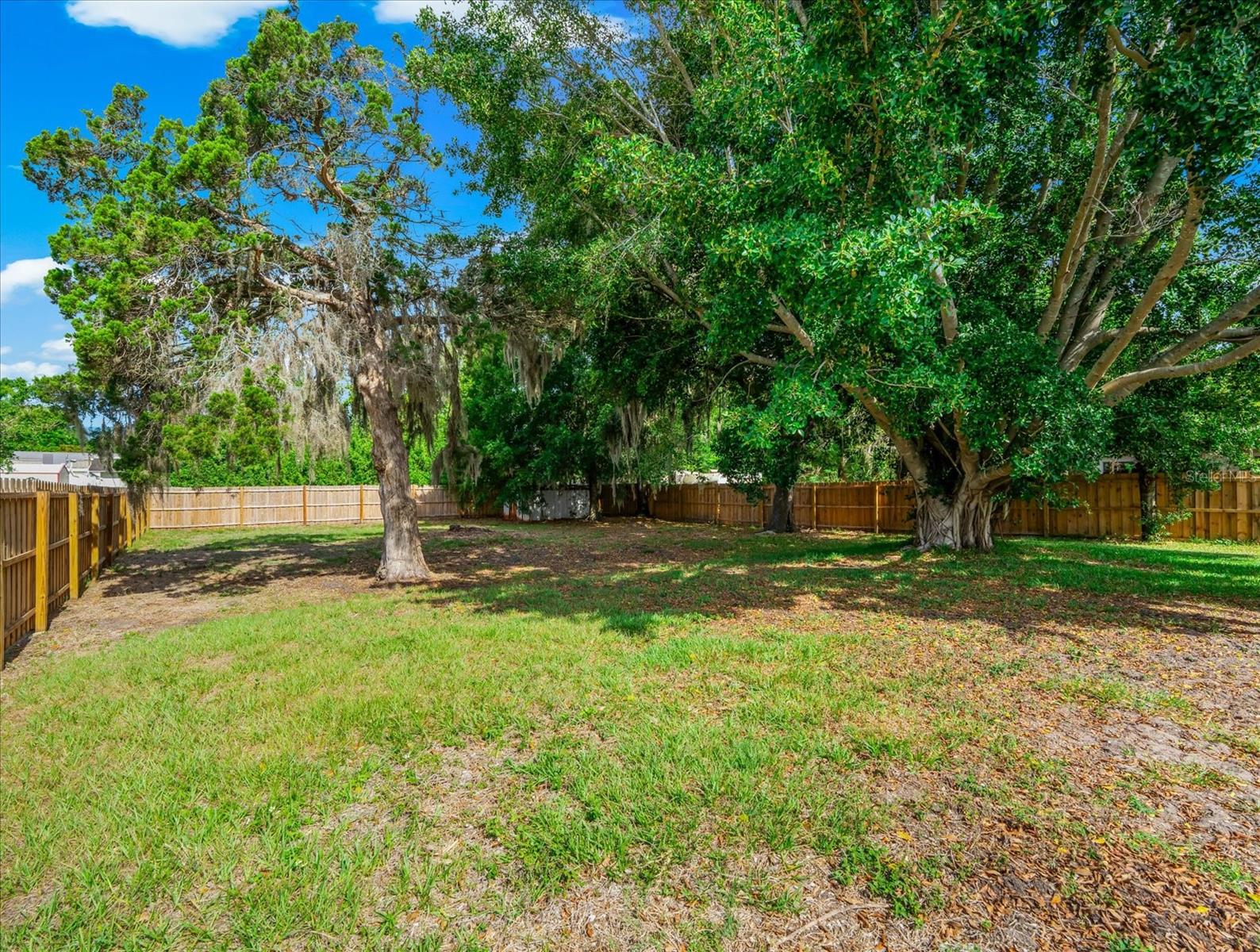2638 WEBBER PL