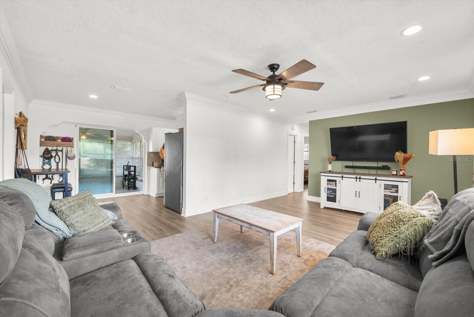 2638 WEBBER PL