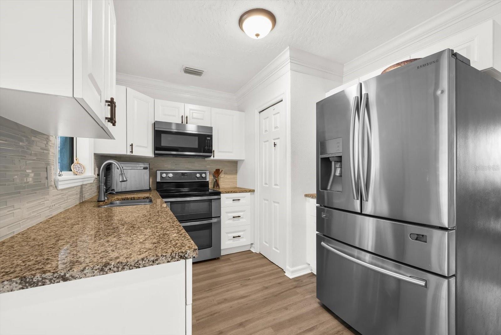 2638 WEBBER PL