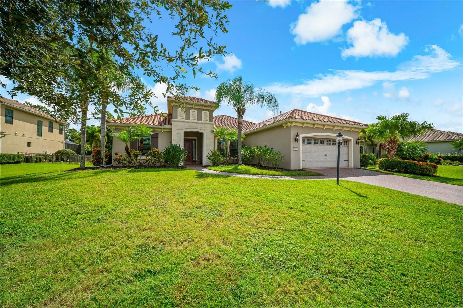 8256 LARKSPUR CIR