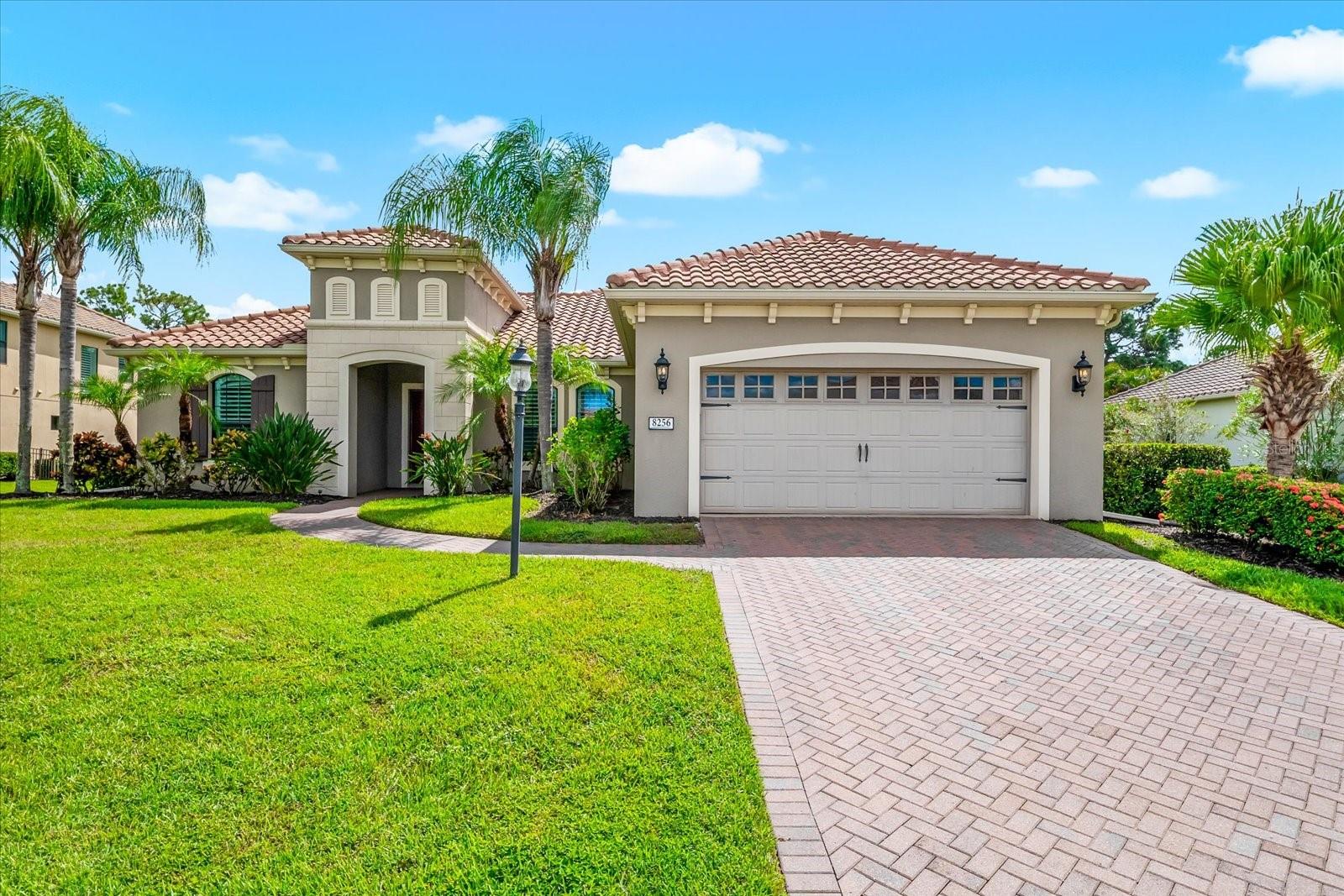 8256 LARKSPUR CIR