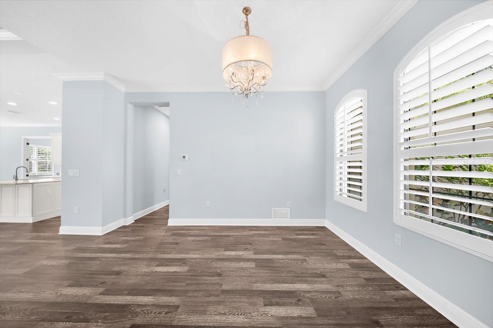 8256 LARKSPUR CIR