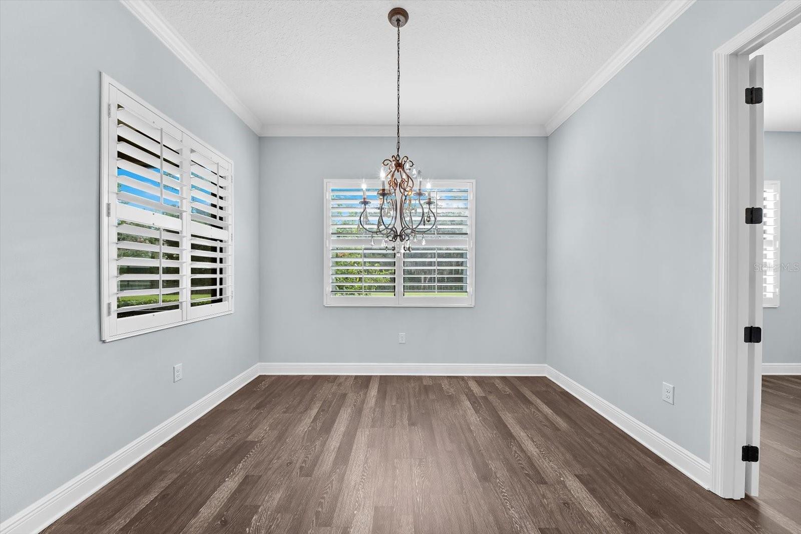 8256 LARKSPUR CIR