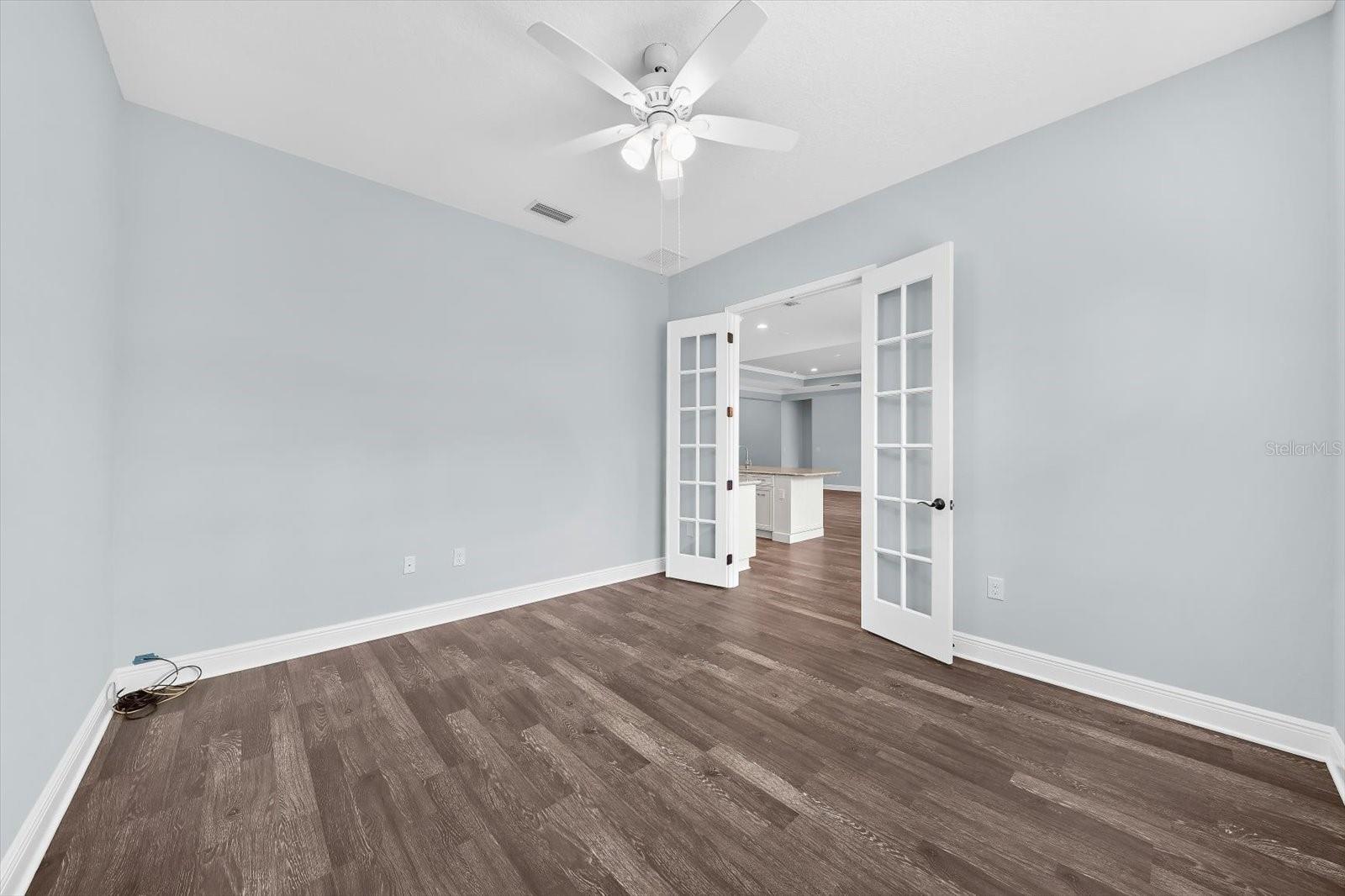 8256 LARKSPUR CIR