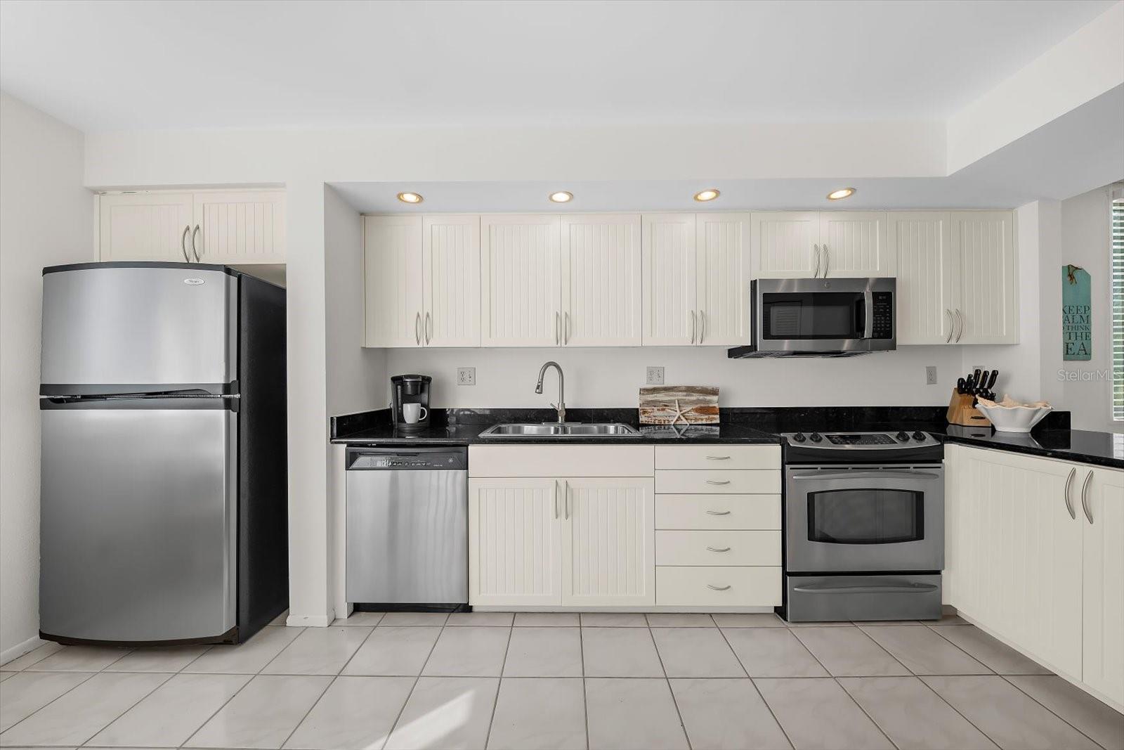 843 BAYPORT WAY #843