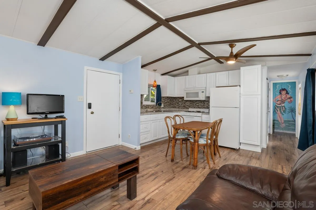 1549 N Vulcan Ave Unit 58