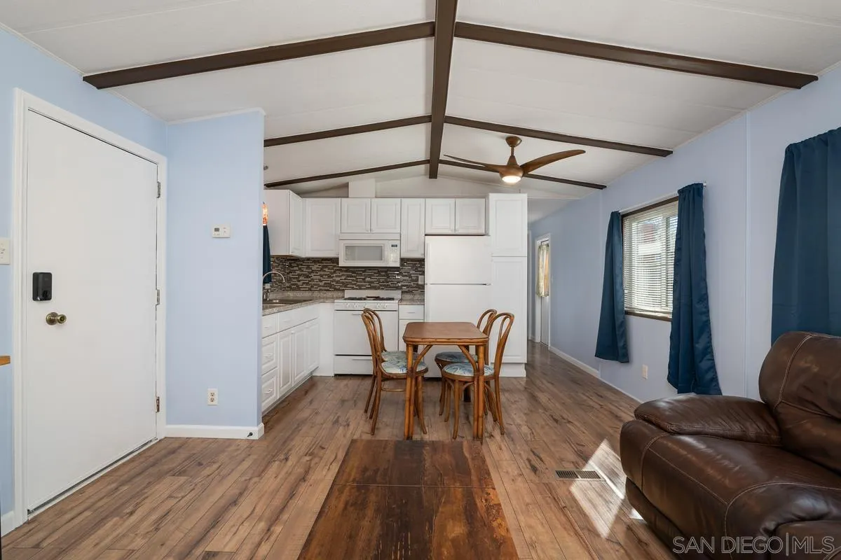 1549 N Vulcan Ave Unit 58