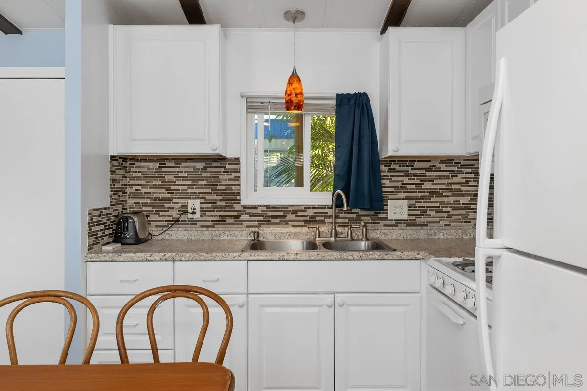 1549 N Vulcan Ave Unit 58