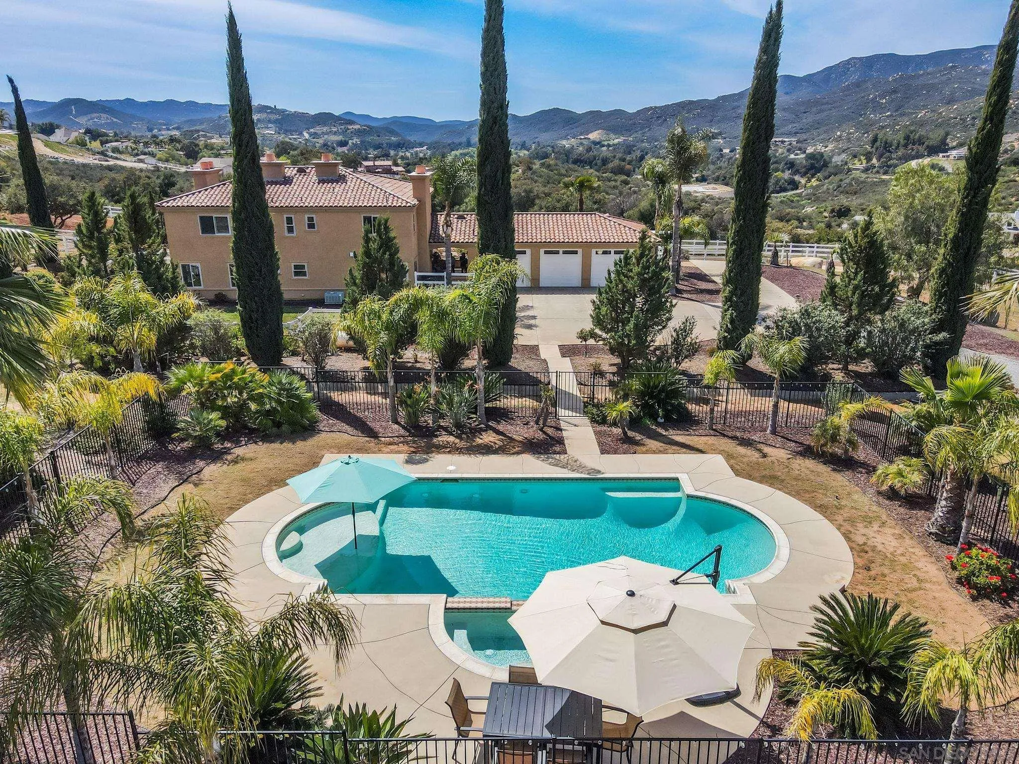 37522 La Encina Circle