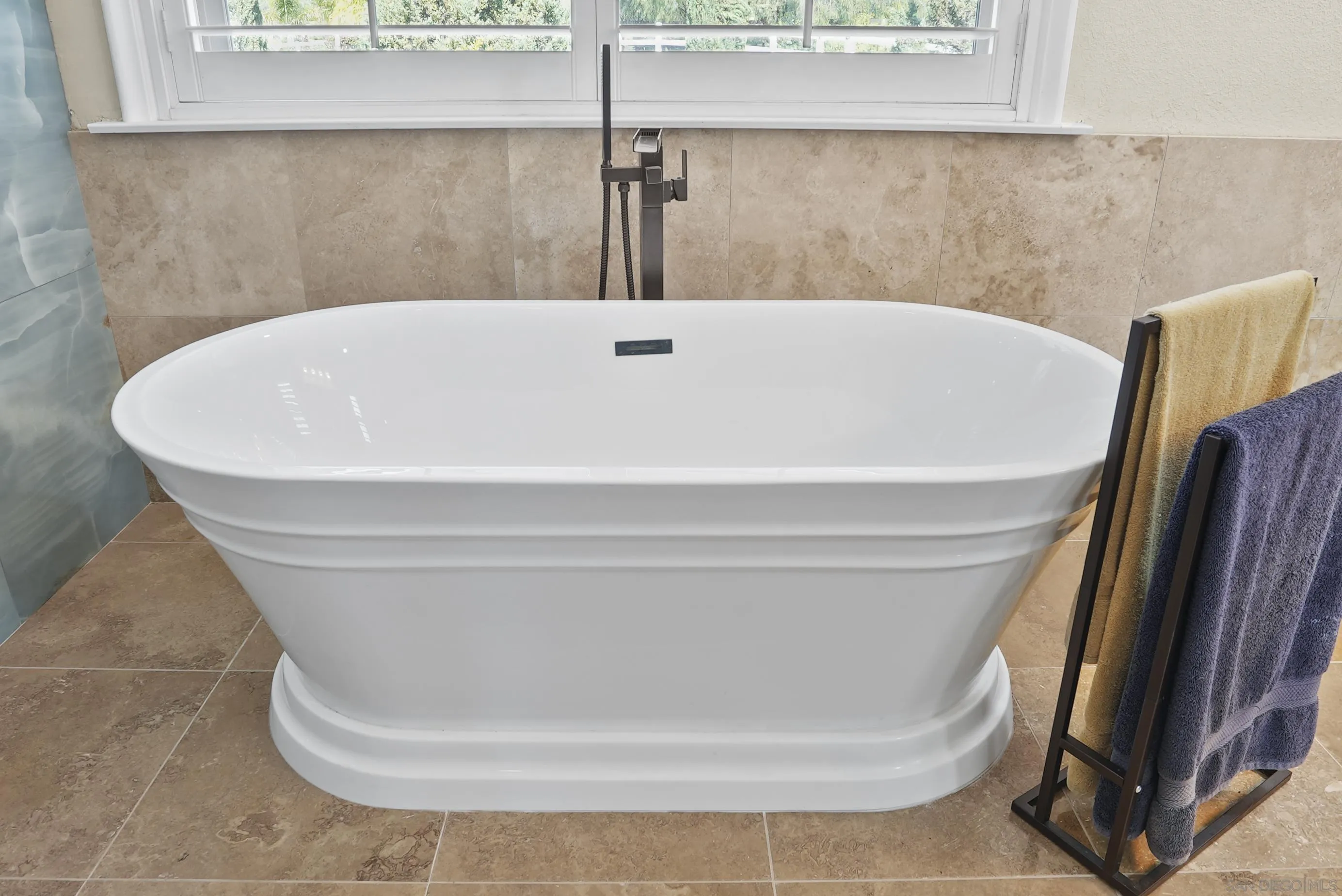 37522 La Encina Circle