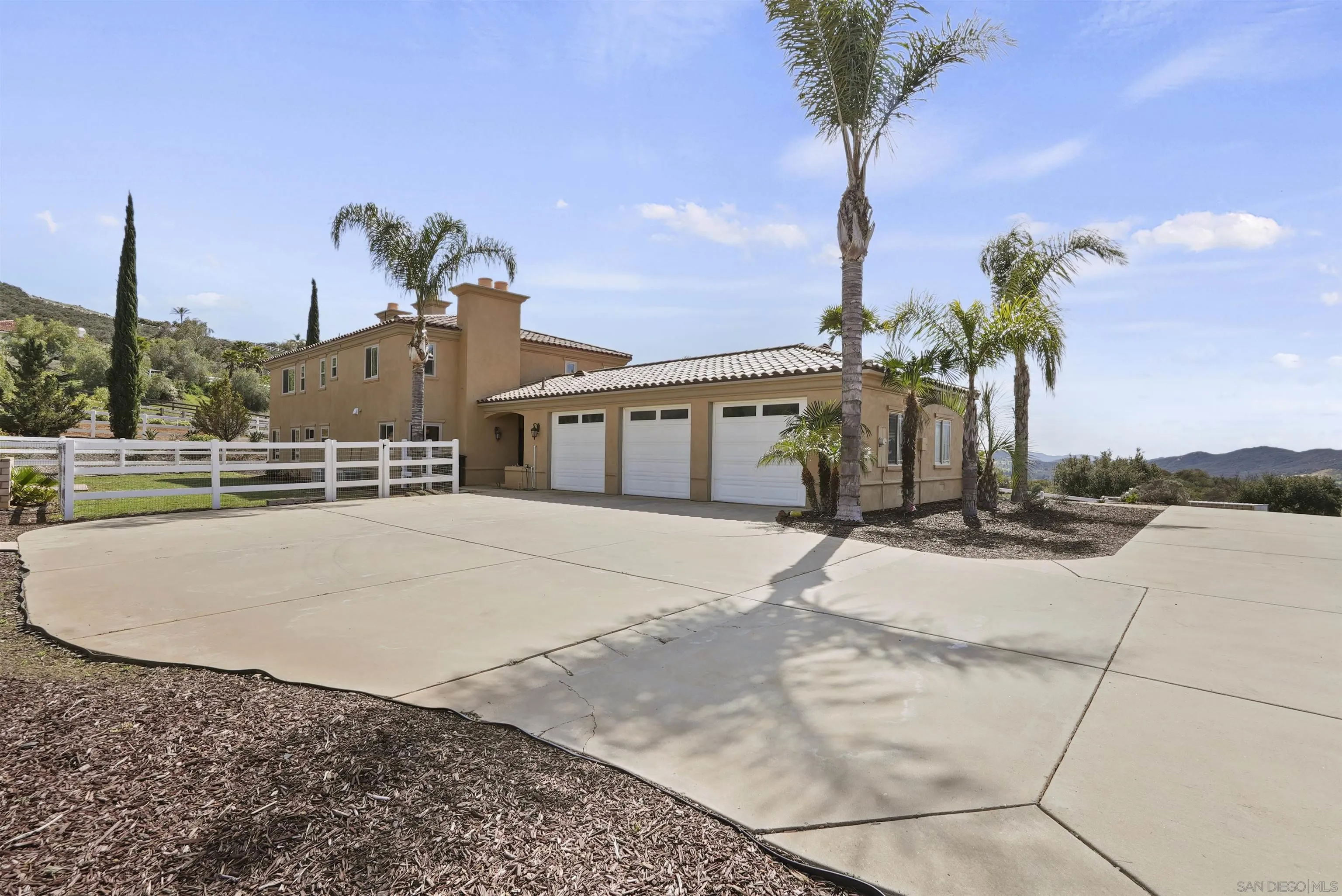 37522 La Encina Circle