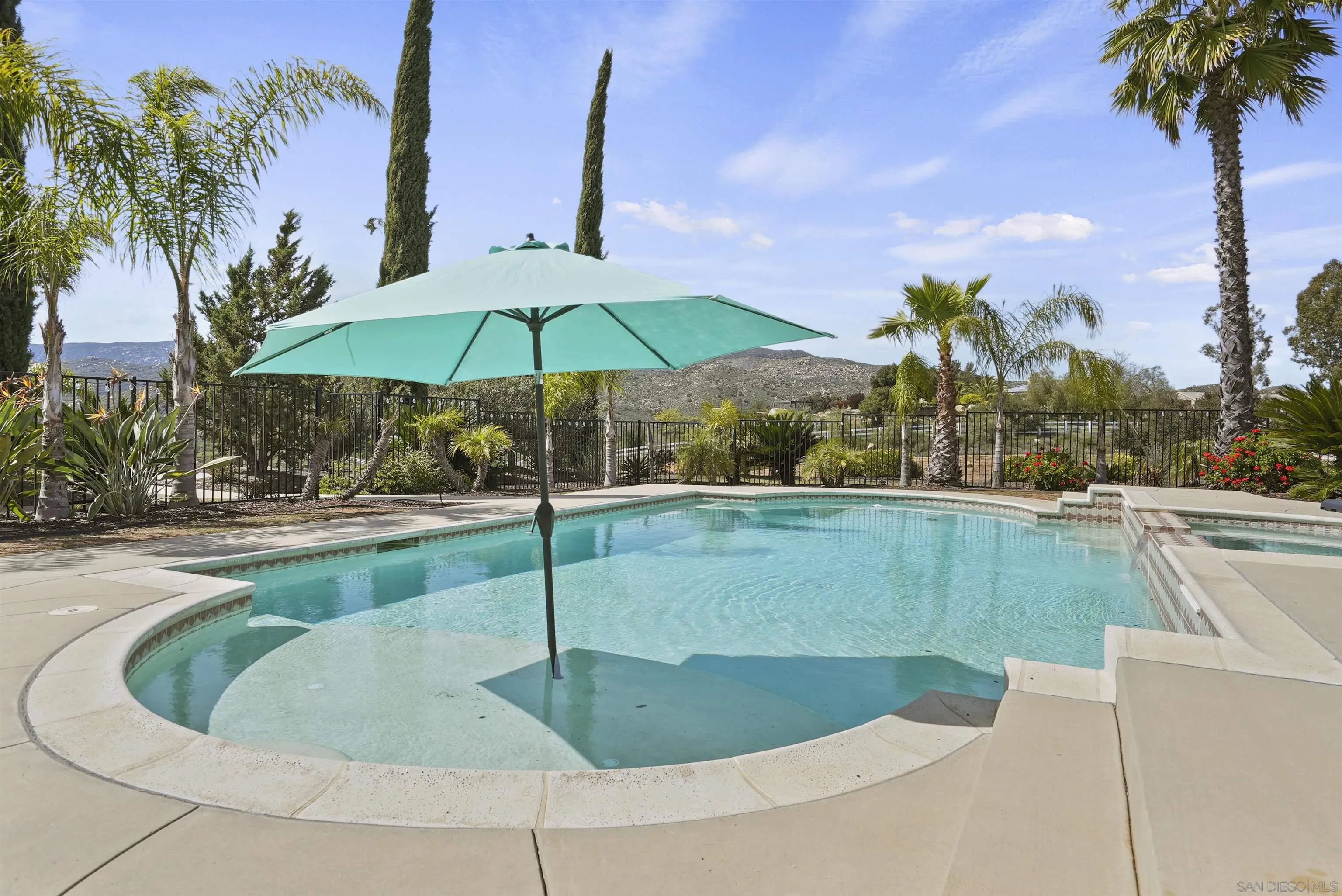 37522 La Encina Circle