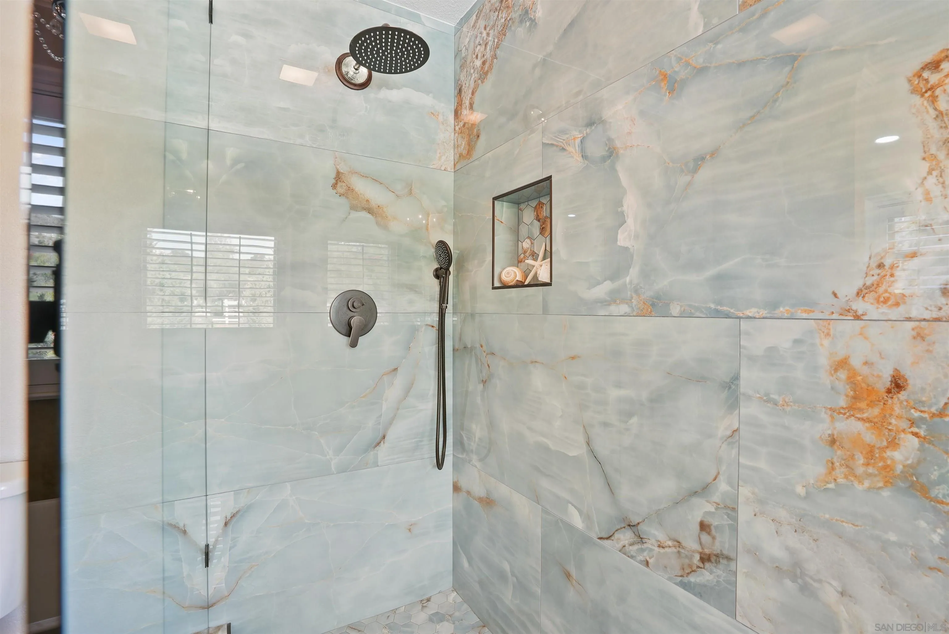 37522 La Encina Circle