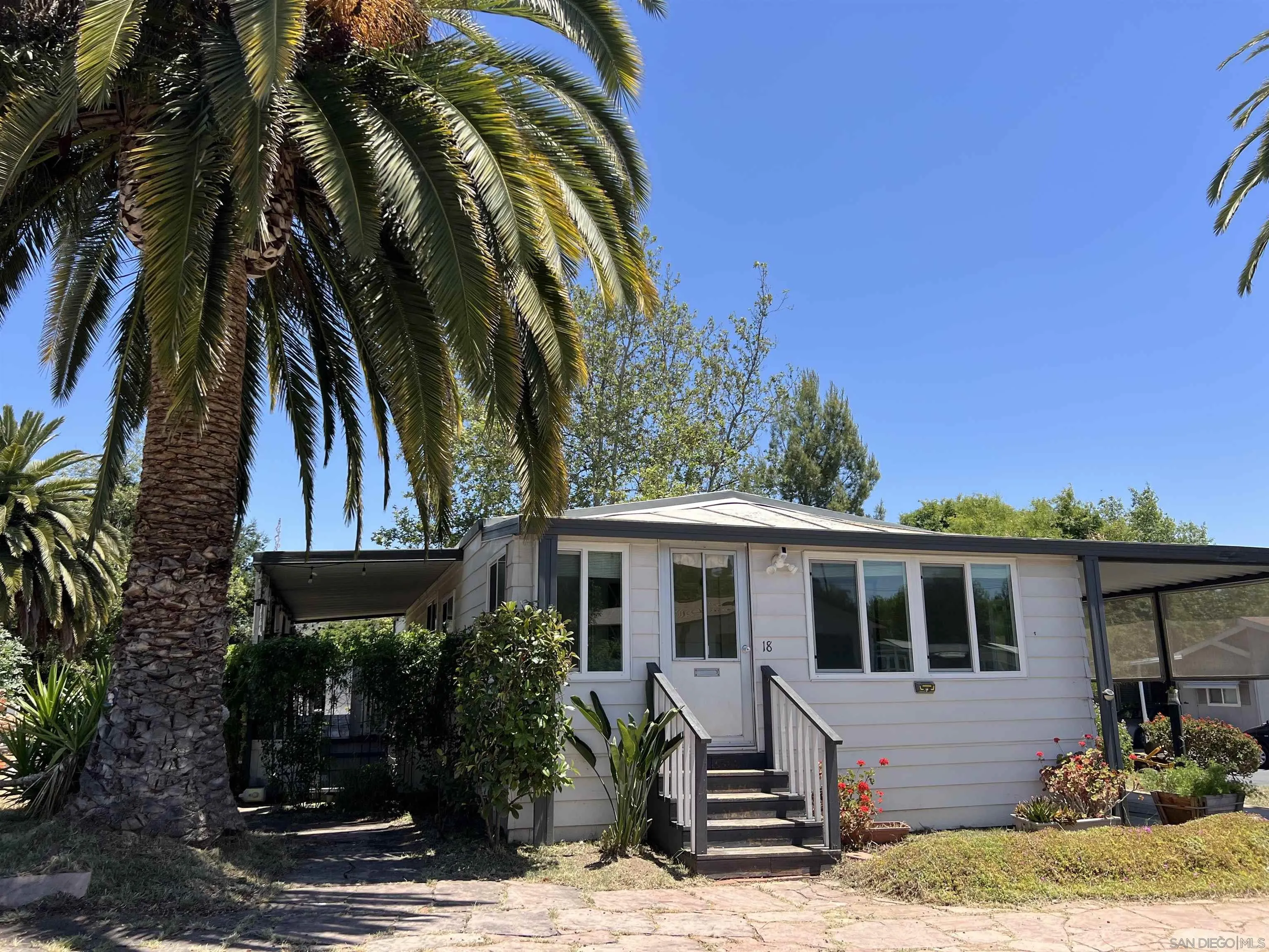 2030 Black Canyon Rd Unit 18