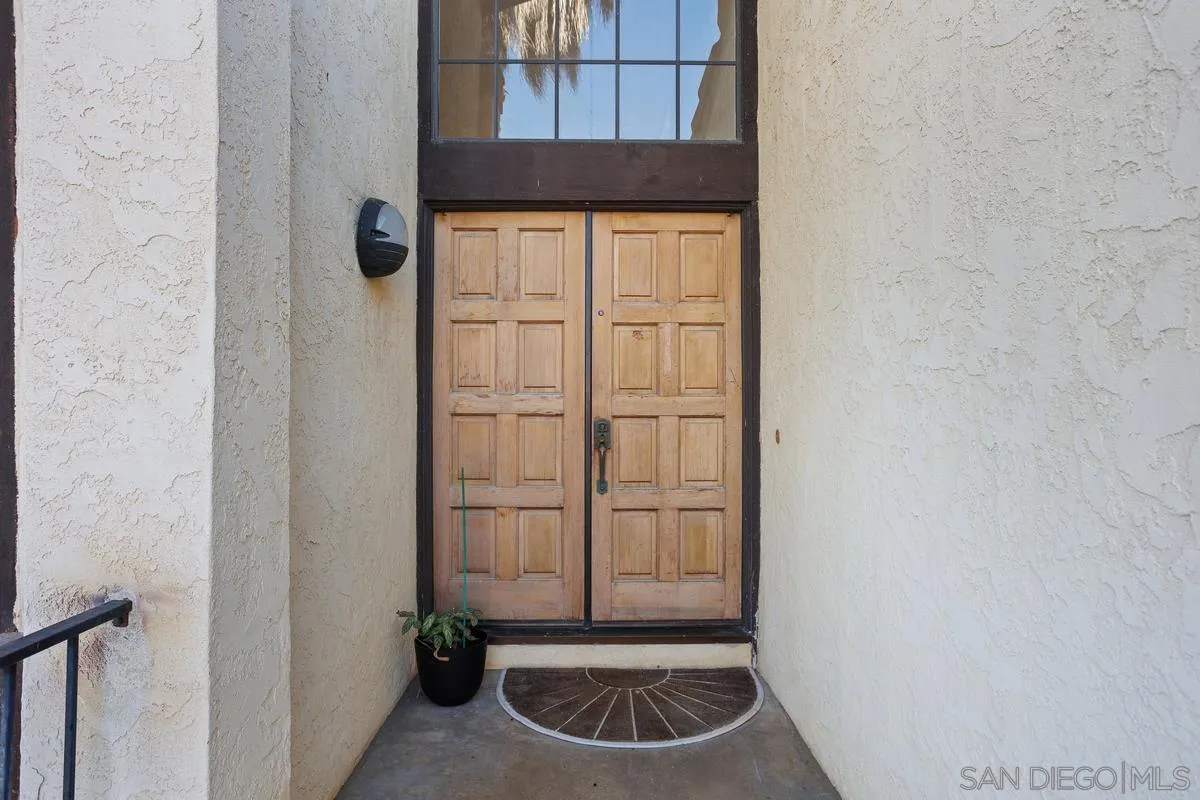 7275 Rock Canyon Drive