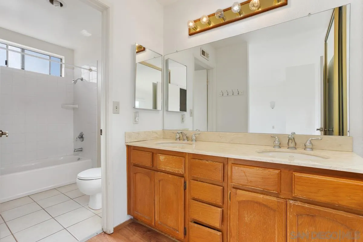 7275 Rock Canyon Drive