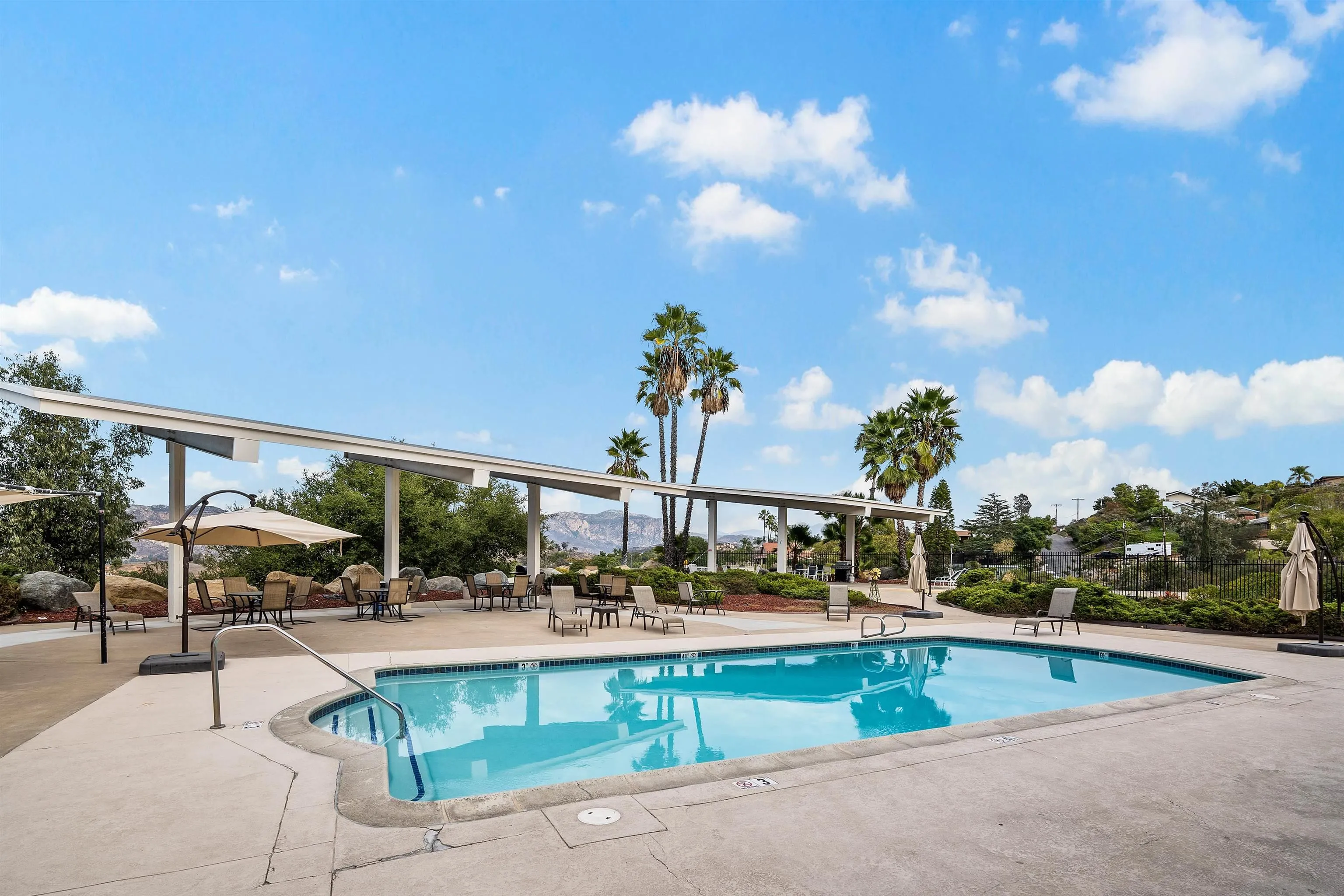 9100 Single Oak Dr. #24