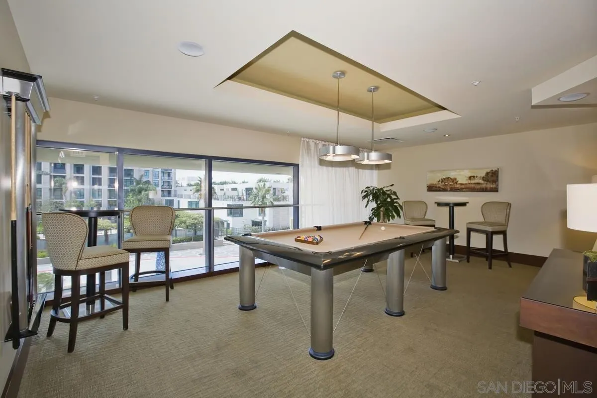 1325 Pacific Hwy. Unit 701