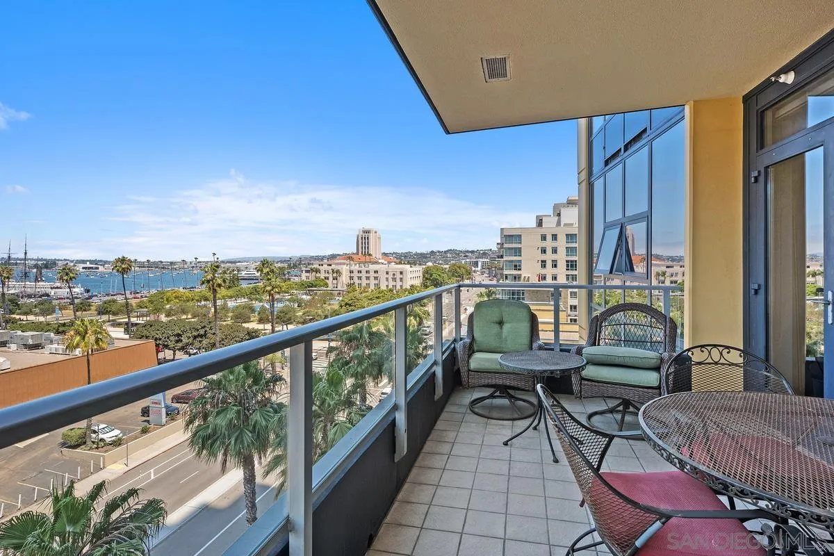 1325 Pacific Hwy. Unit 701