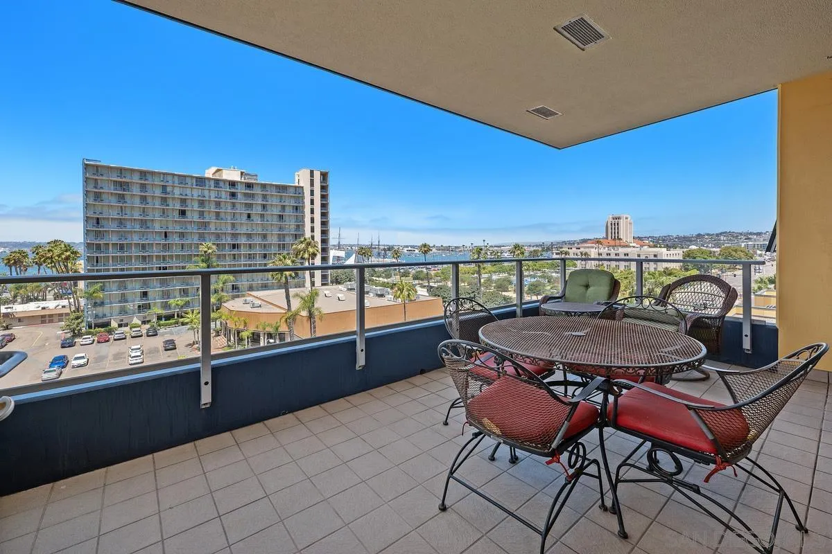 1325 Pacific Hwy. Unit 701