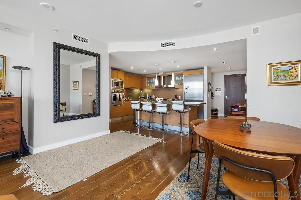 1325 Pacific Hwy. Unit 701