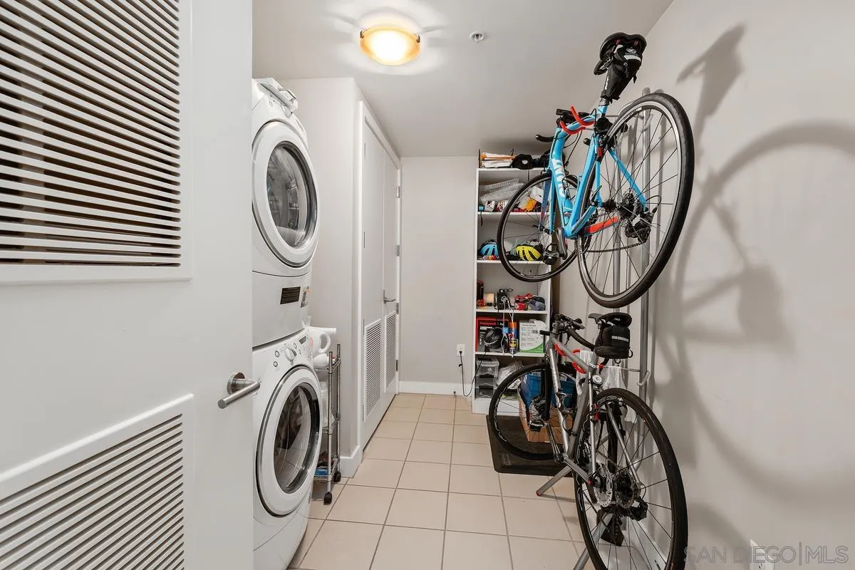 1325 Pacific Hwy. Unit 701