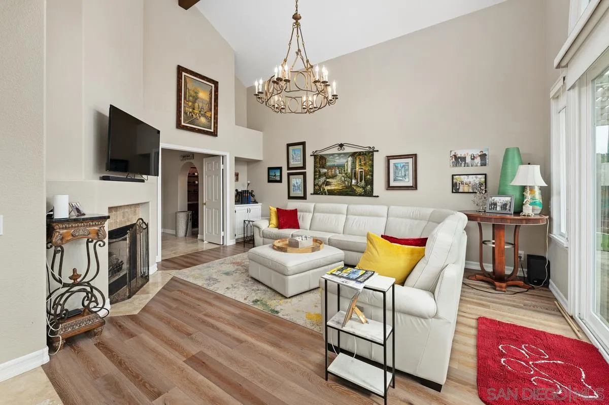 14711 Calle Mar De Plata