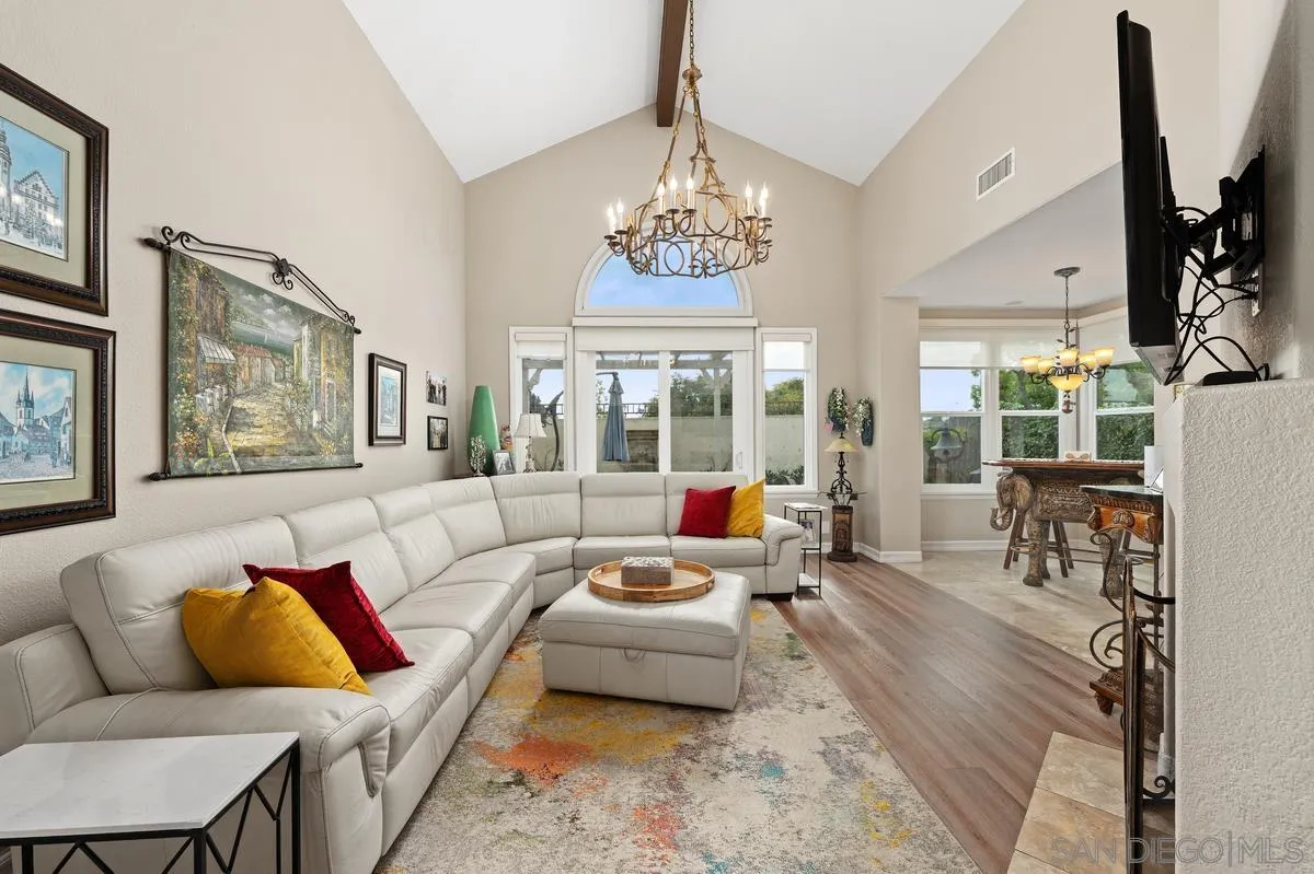 14711 Calle Mar De Plata