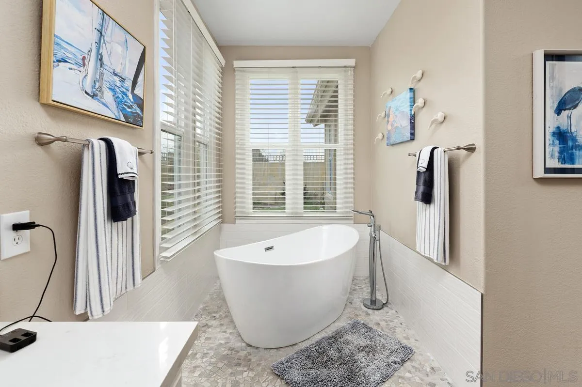 14711 Calle Mar De Plata