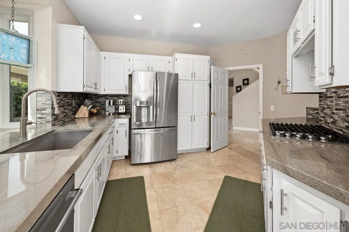 14711 Calle Mar De Plata