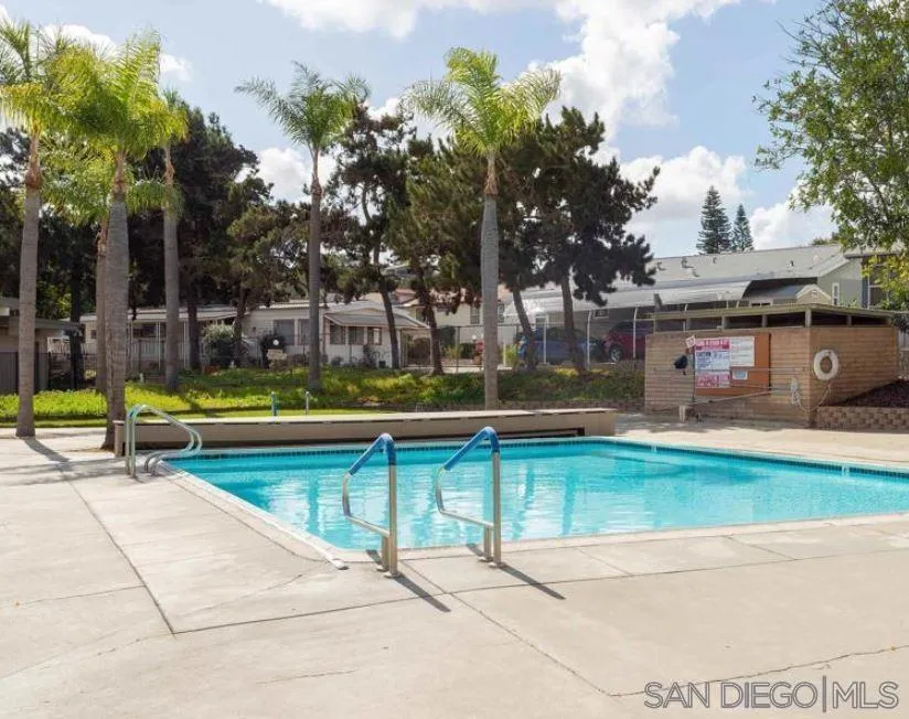 525 W El Norte Parkway Unit 75