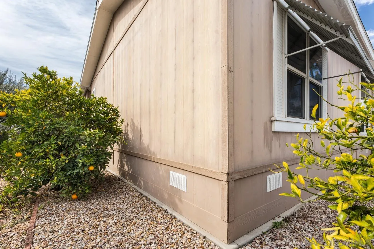 525 W El Norte Parkway Unit 75