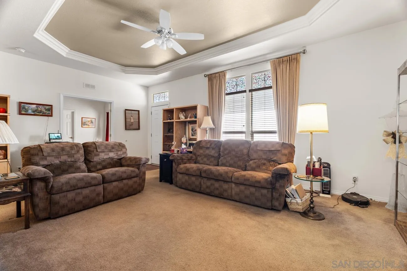 525 W El Norte Parkway Unit 75