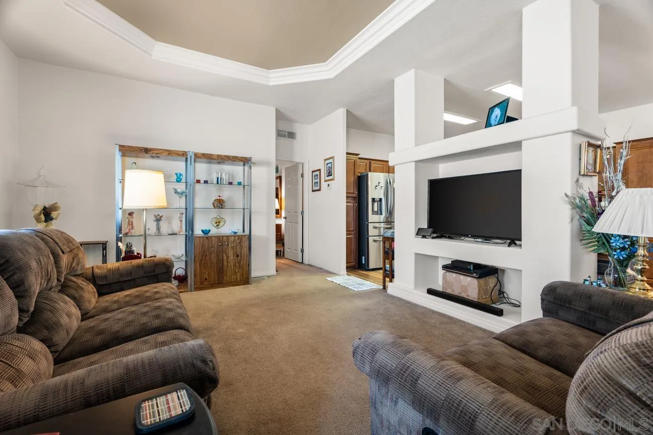 525 W El Norte Parkway Unit 75