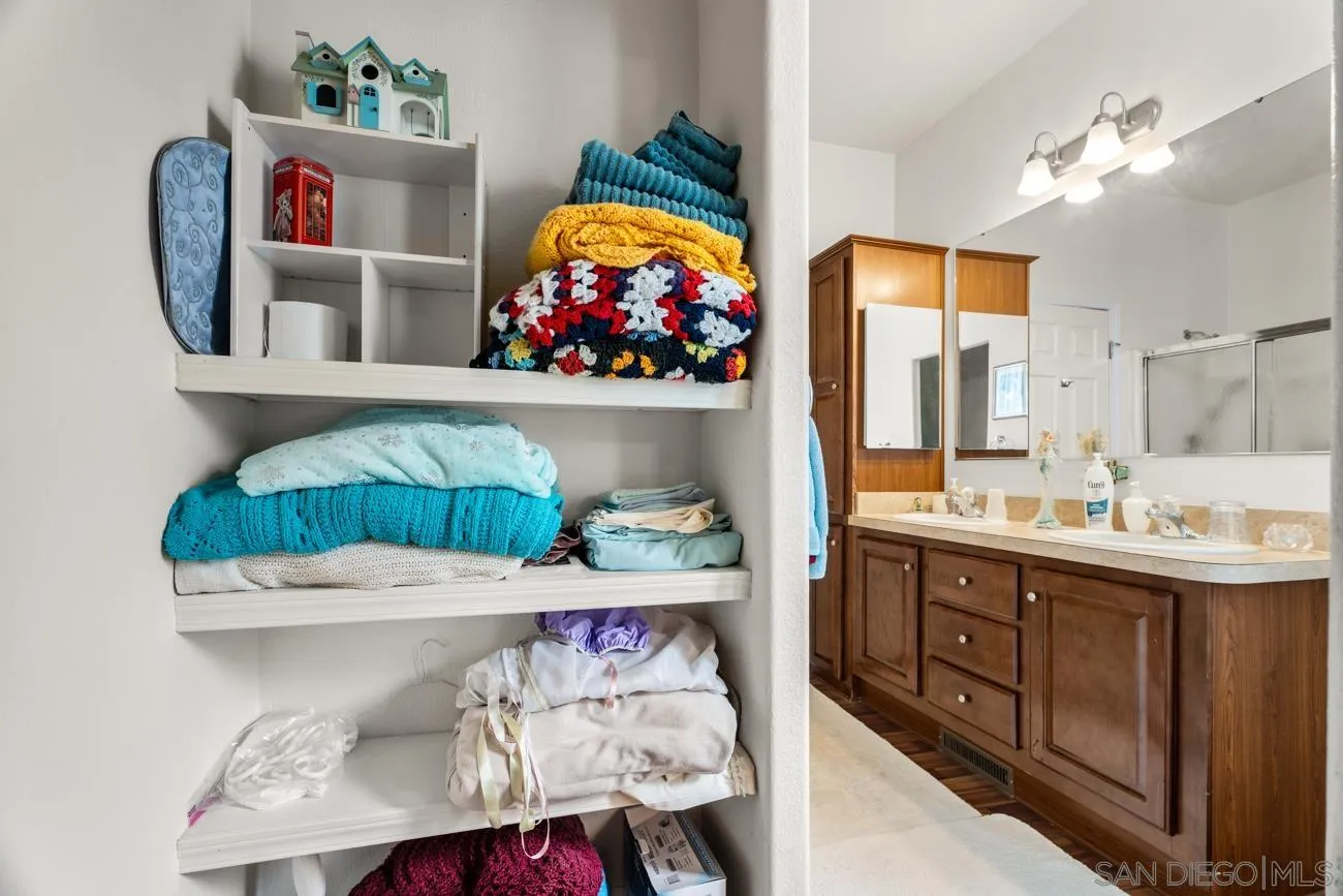 525 W El Norte Parkway Unit 75