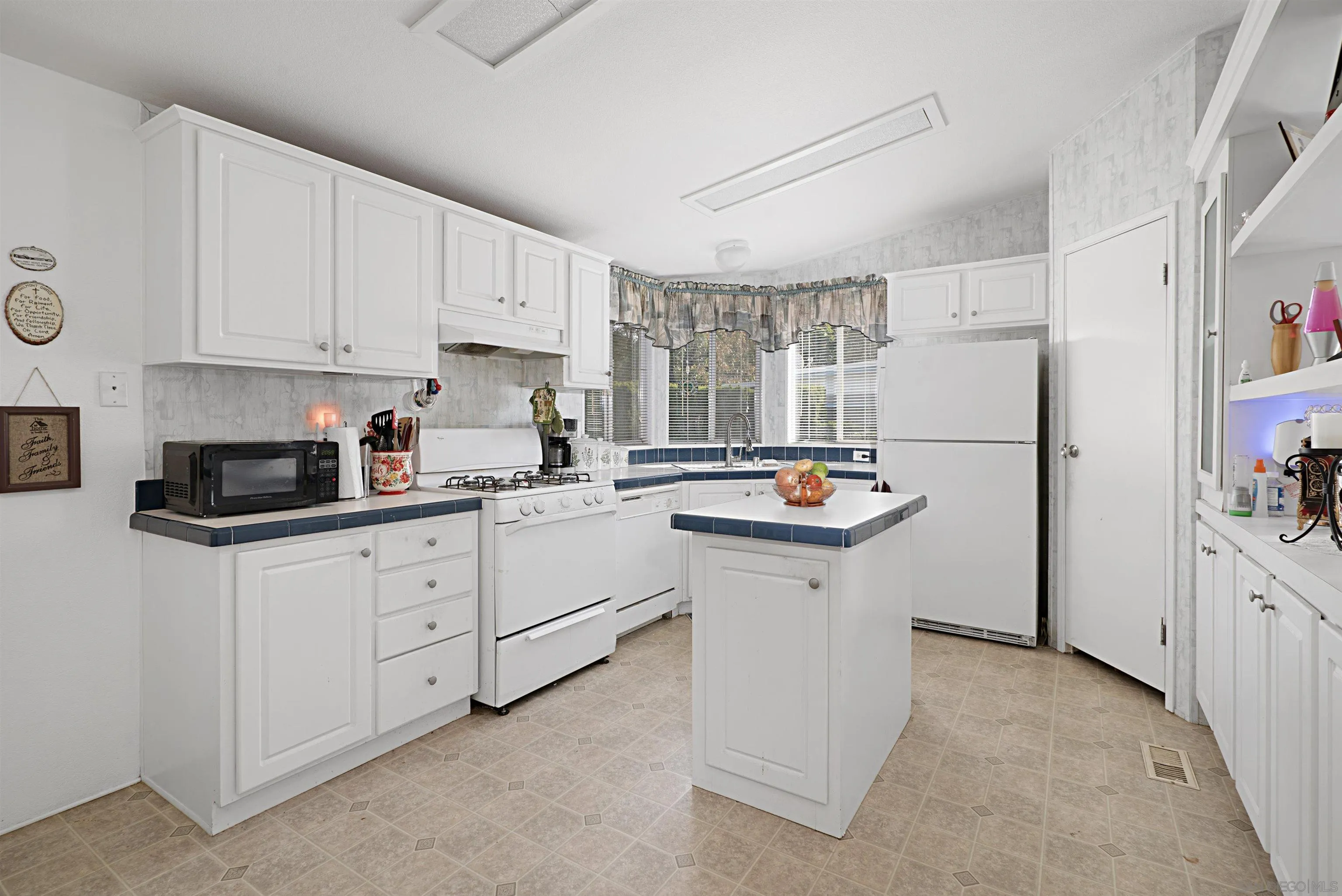 2030 Black Canyon Rd Unit 29