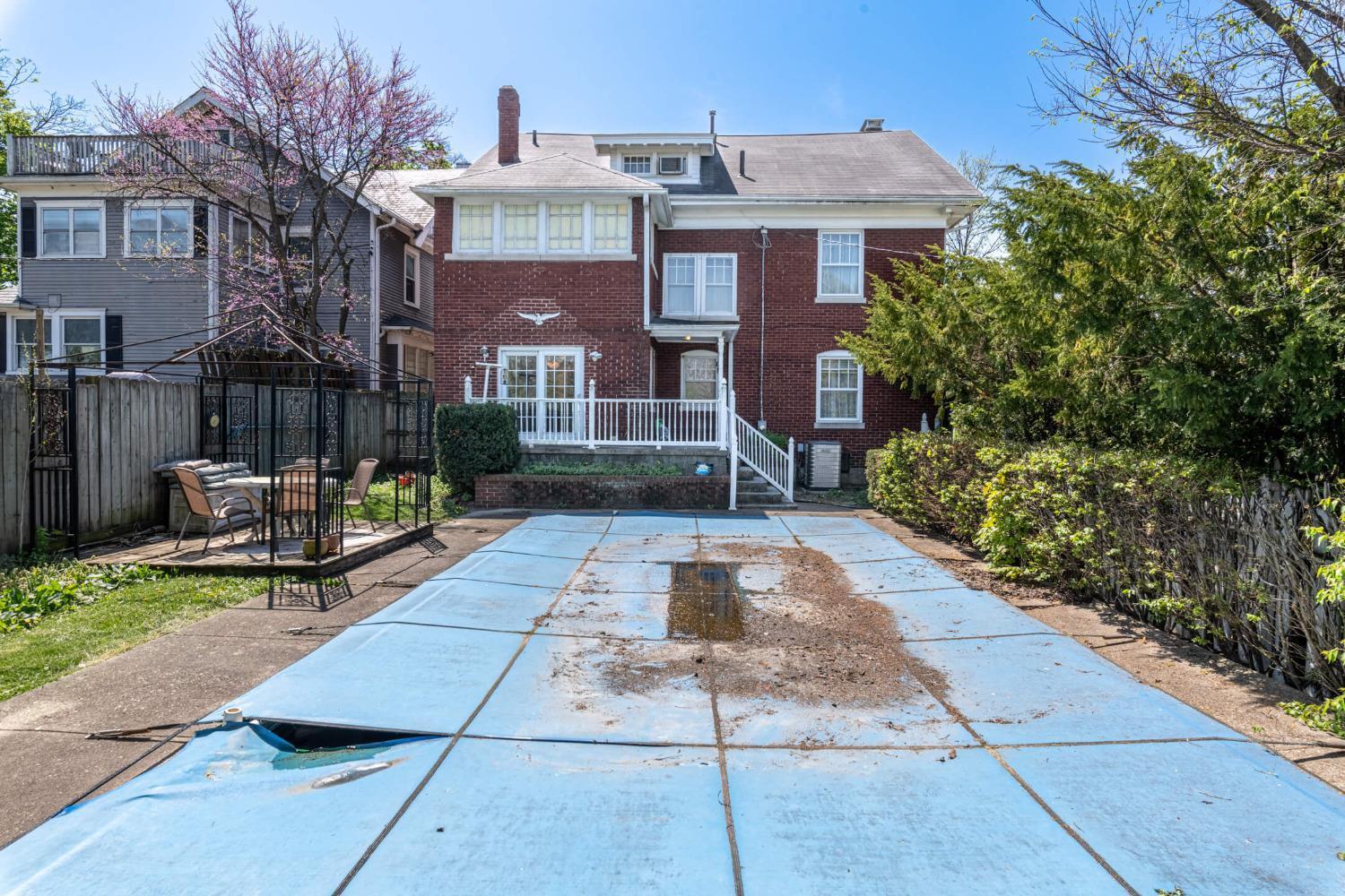 2601 Central Avenue