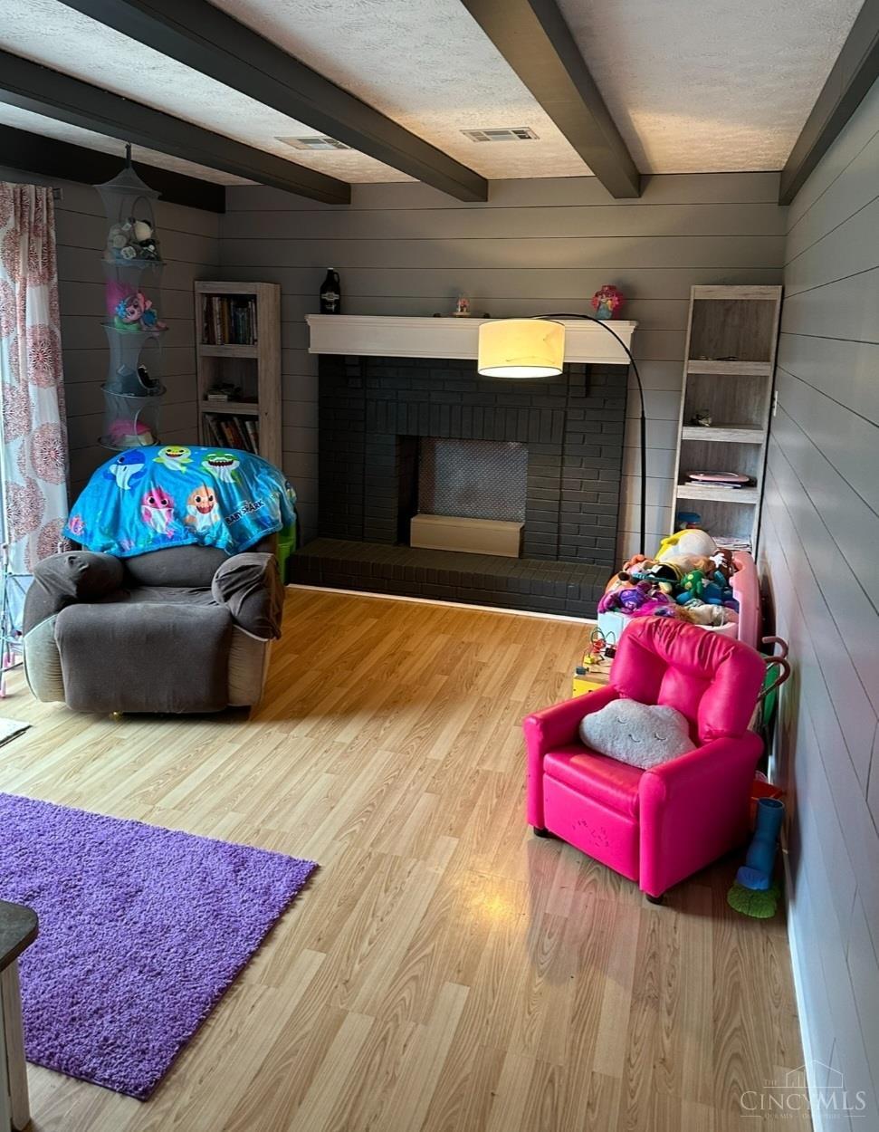 5534 Wolfpen Pleasant Hill Road