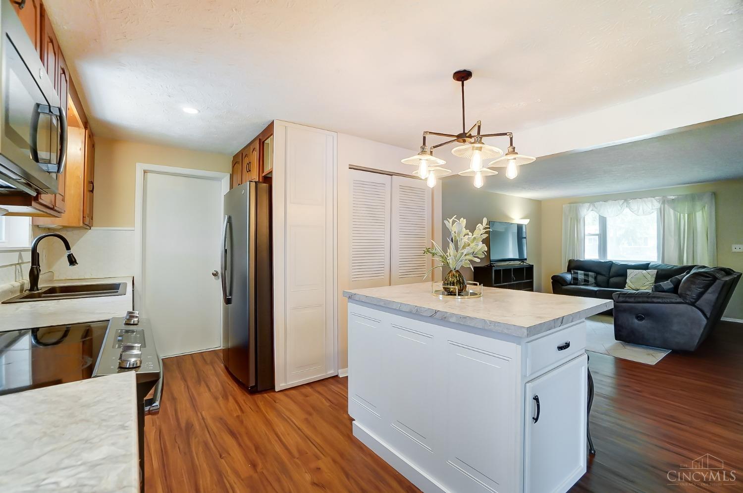 411 Brownstone Drive