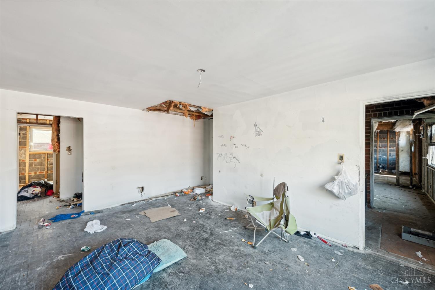 3023 Bracken Woods Lane