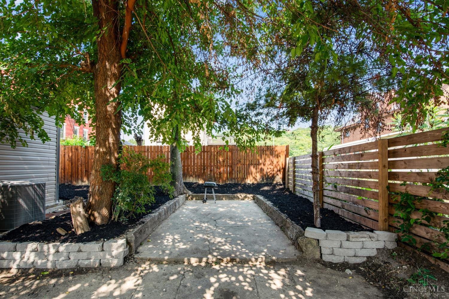 2934 Sidney Avenue