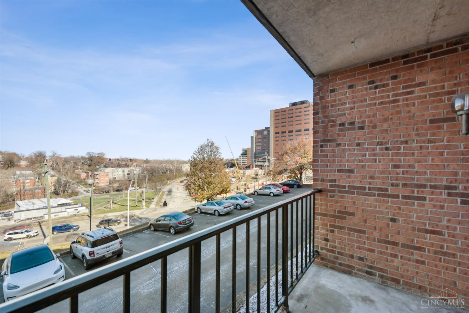 521 W Martin Luther King Drive B18