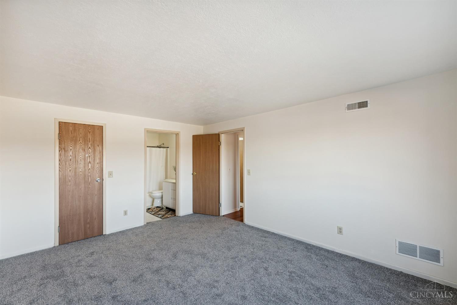 521 W Martin Luther King Drive B18