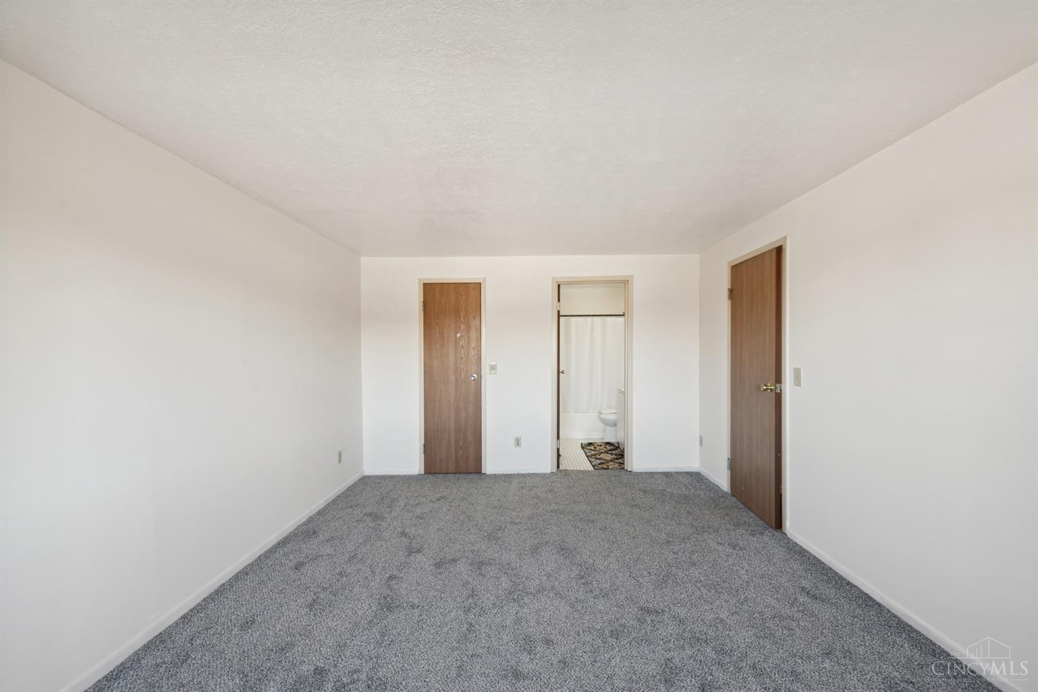 521 W Martin Luther King Drive B18