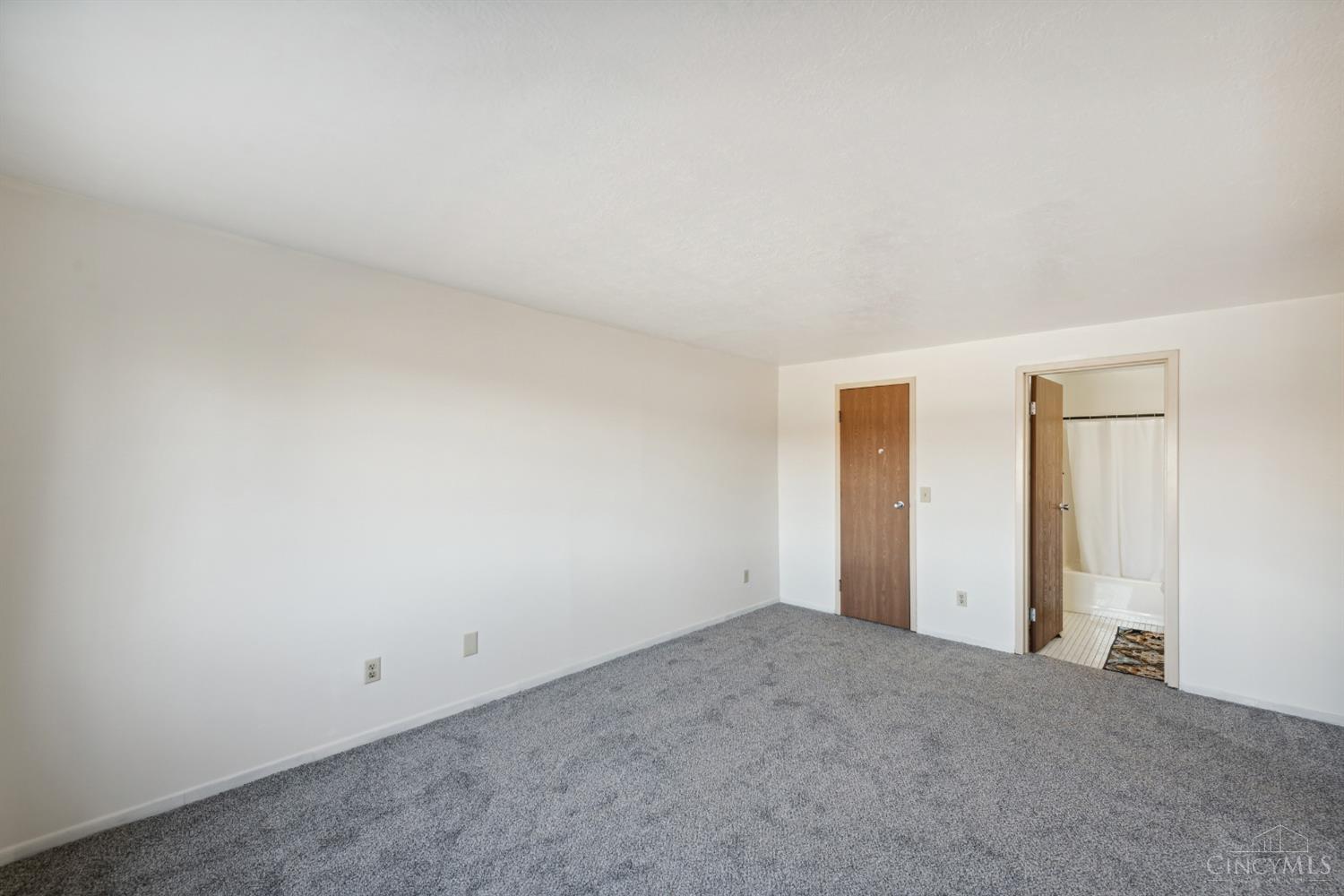 521 W Martin Luther King Drive B18