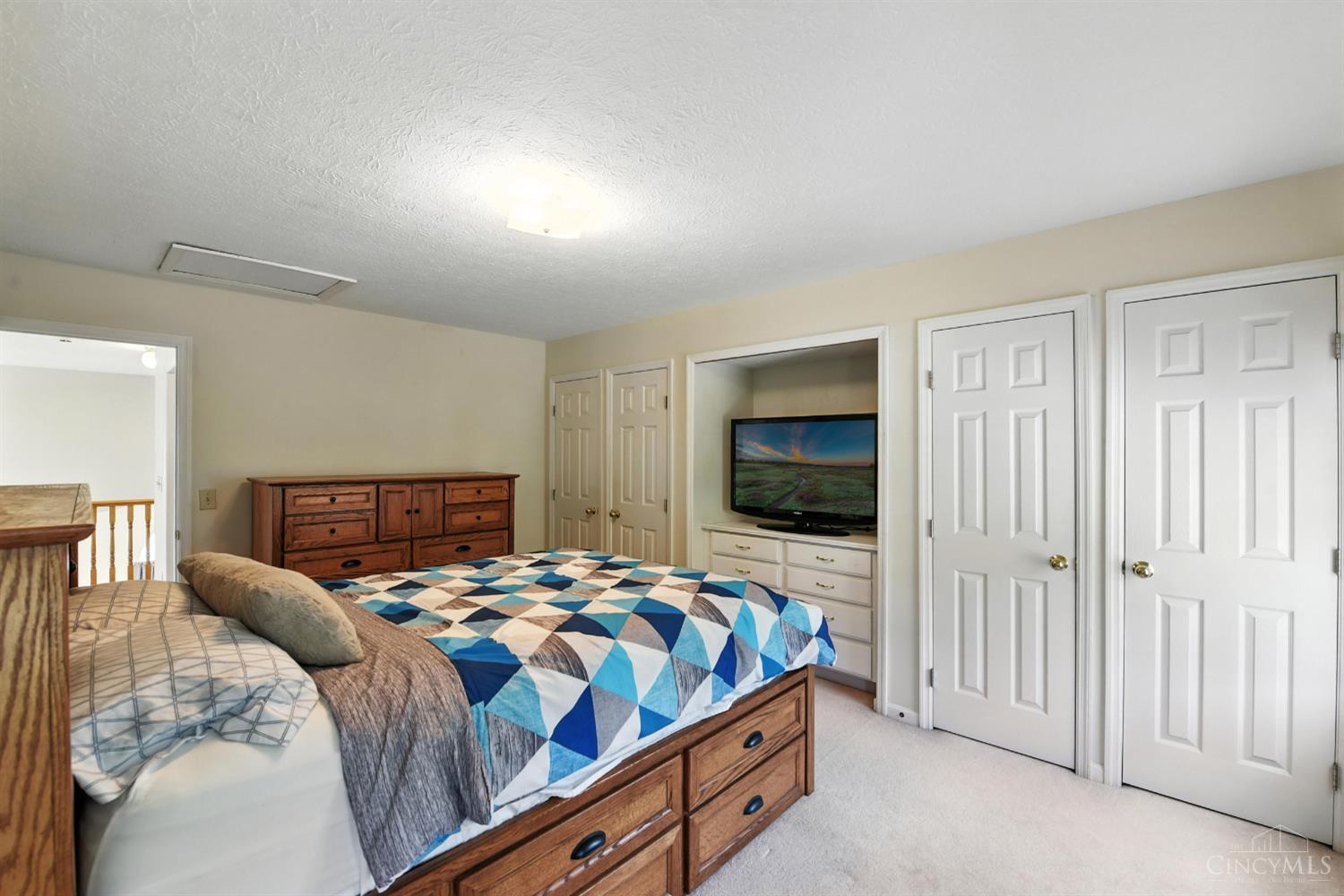 1287 McGuffey Lane