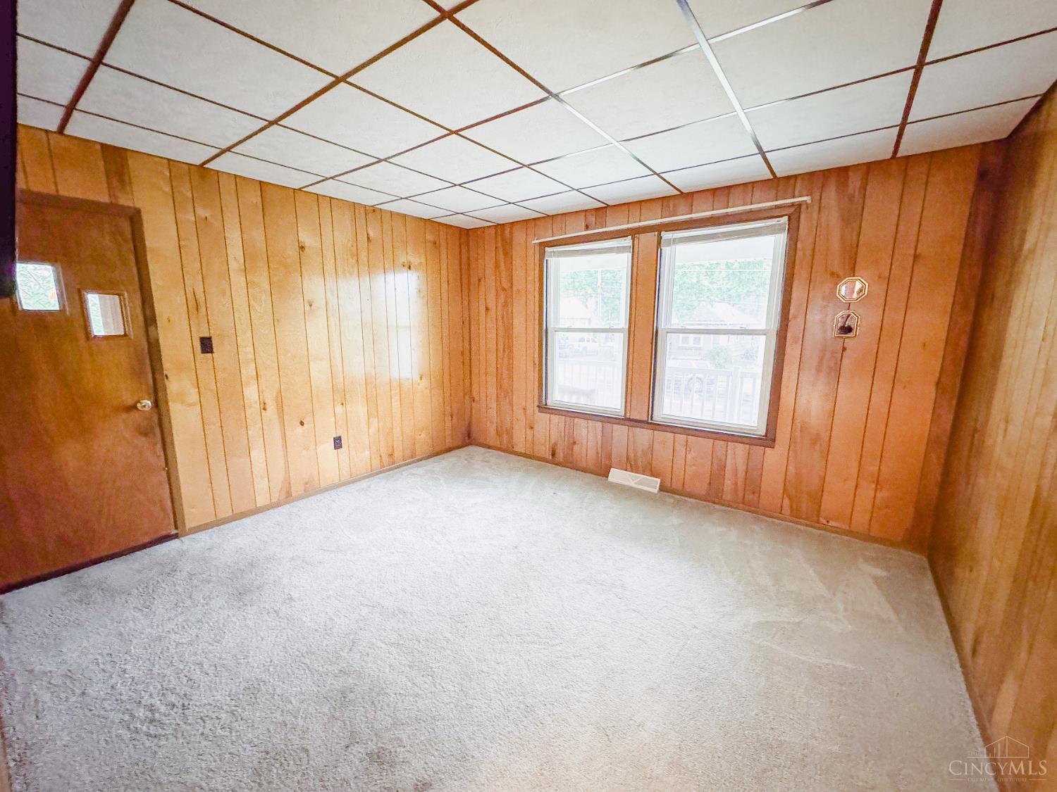 3815 watterson Road