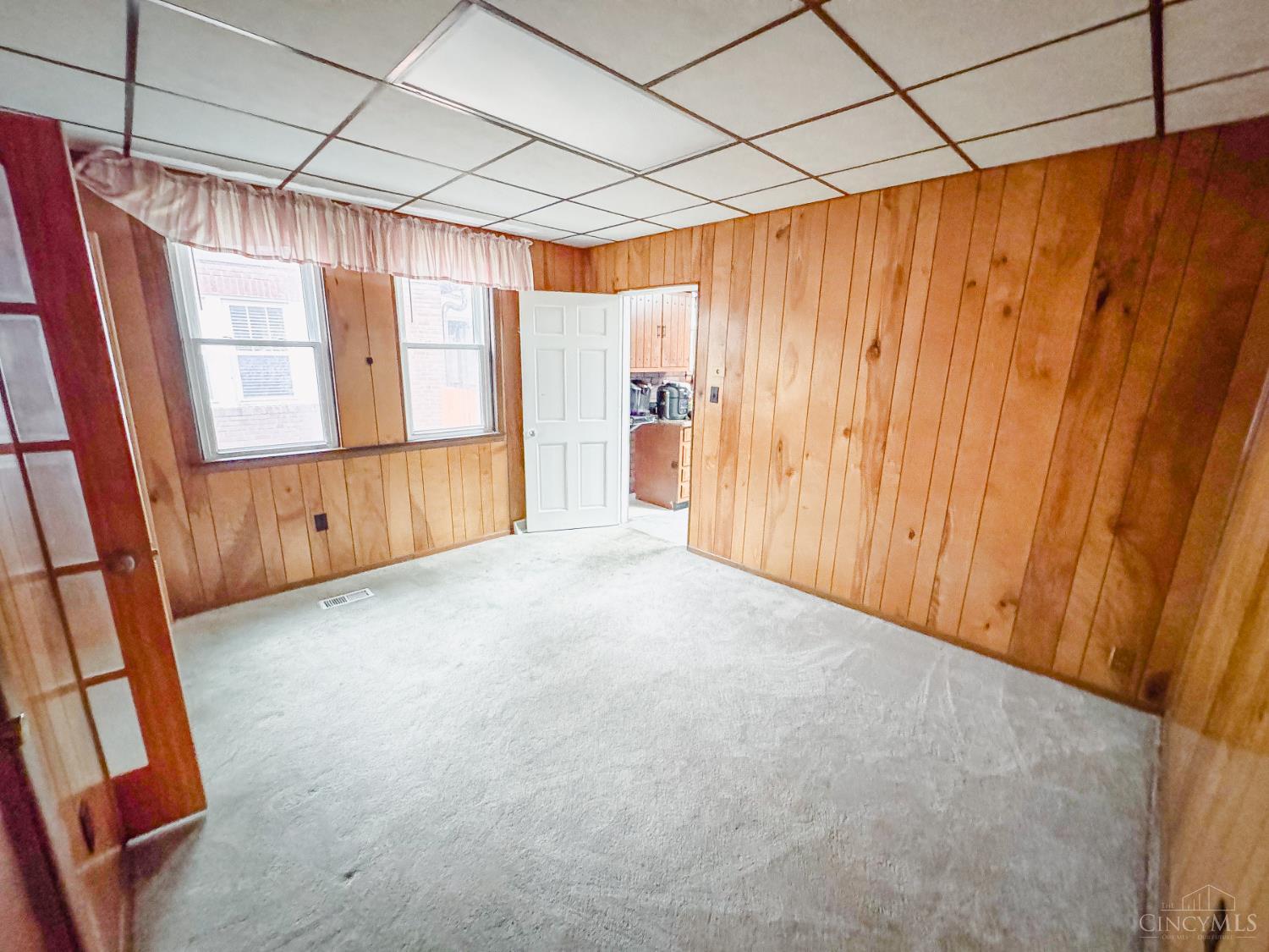 3815 watterson Road