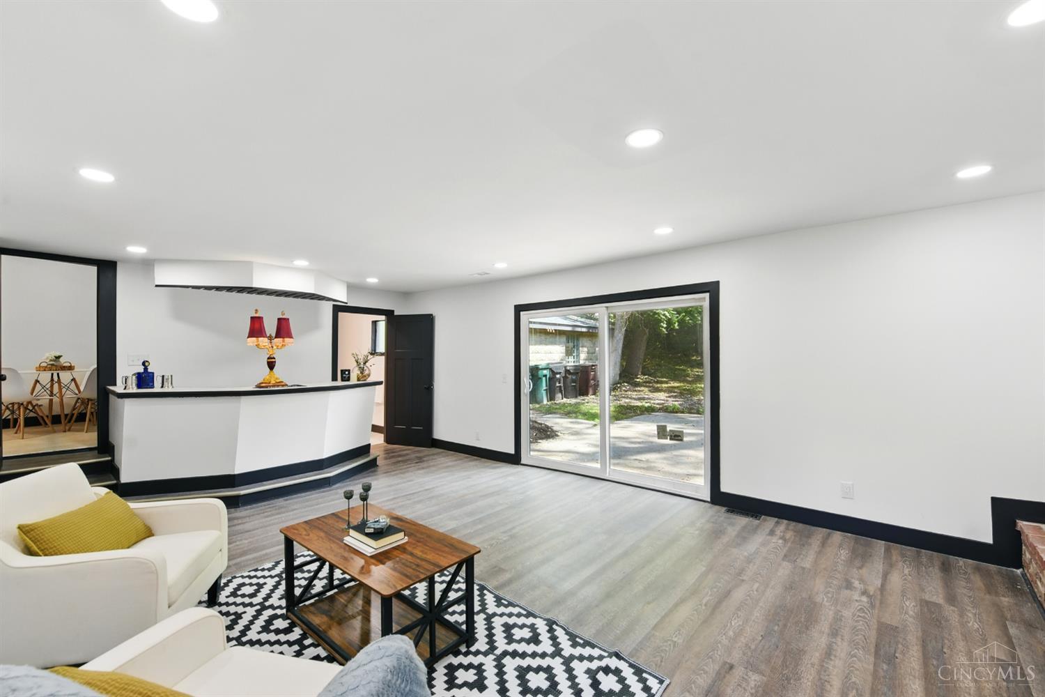 752 S Fred Shuttlesworth Circle