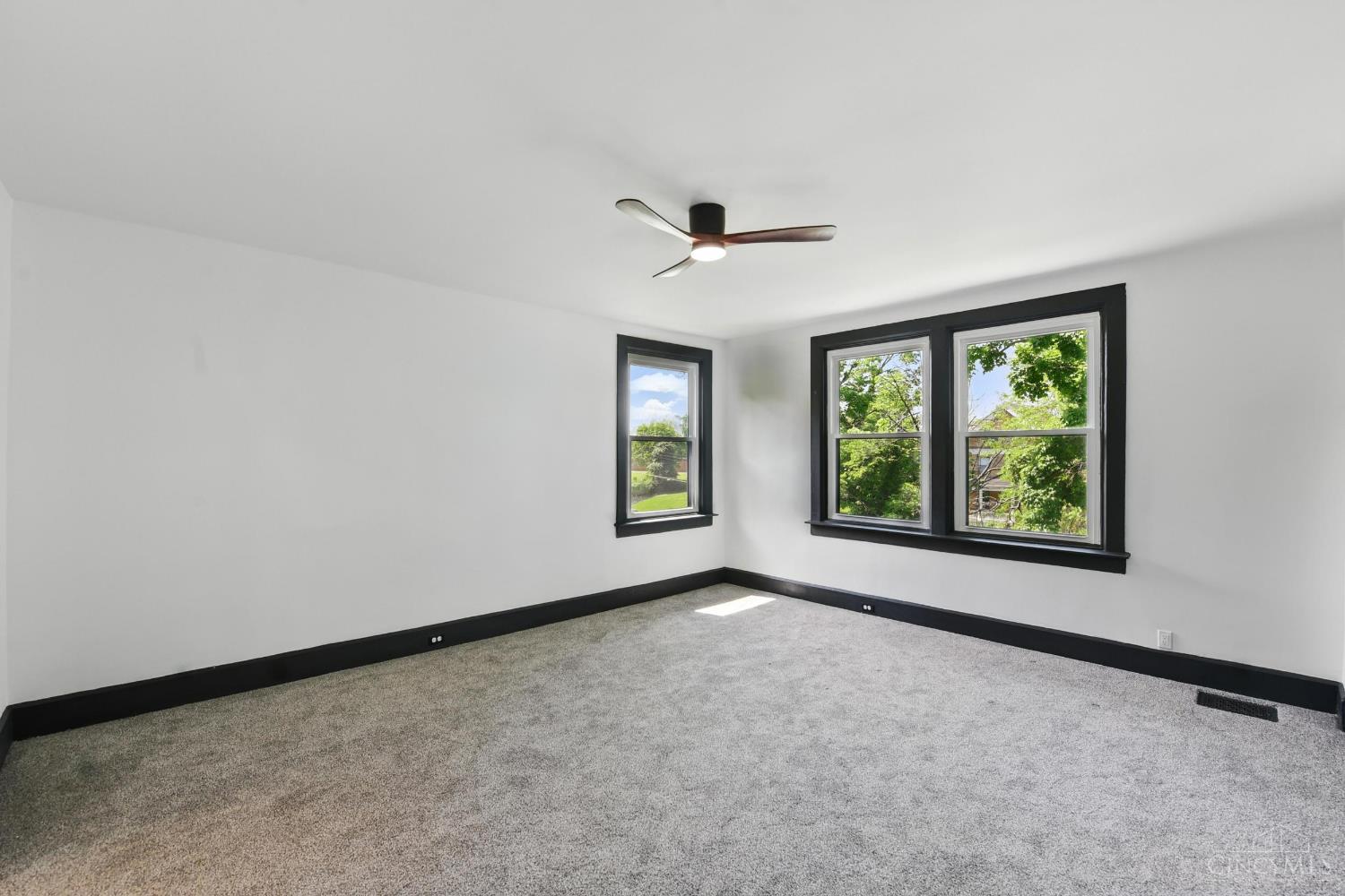 752 S Fred Shuttlesworth Circle